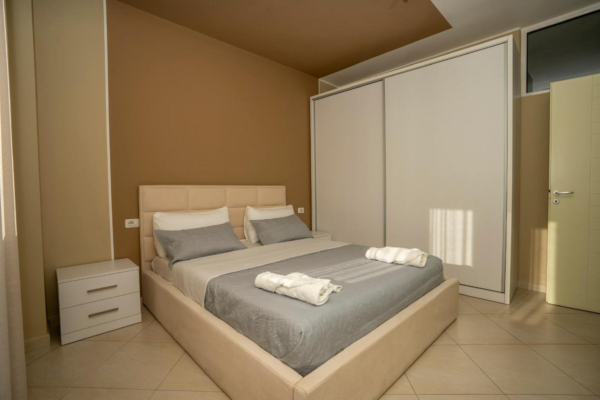 Appartamento Hakuna Matata Shkoder Exterior photo